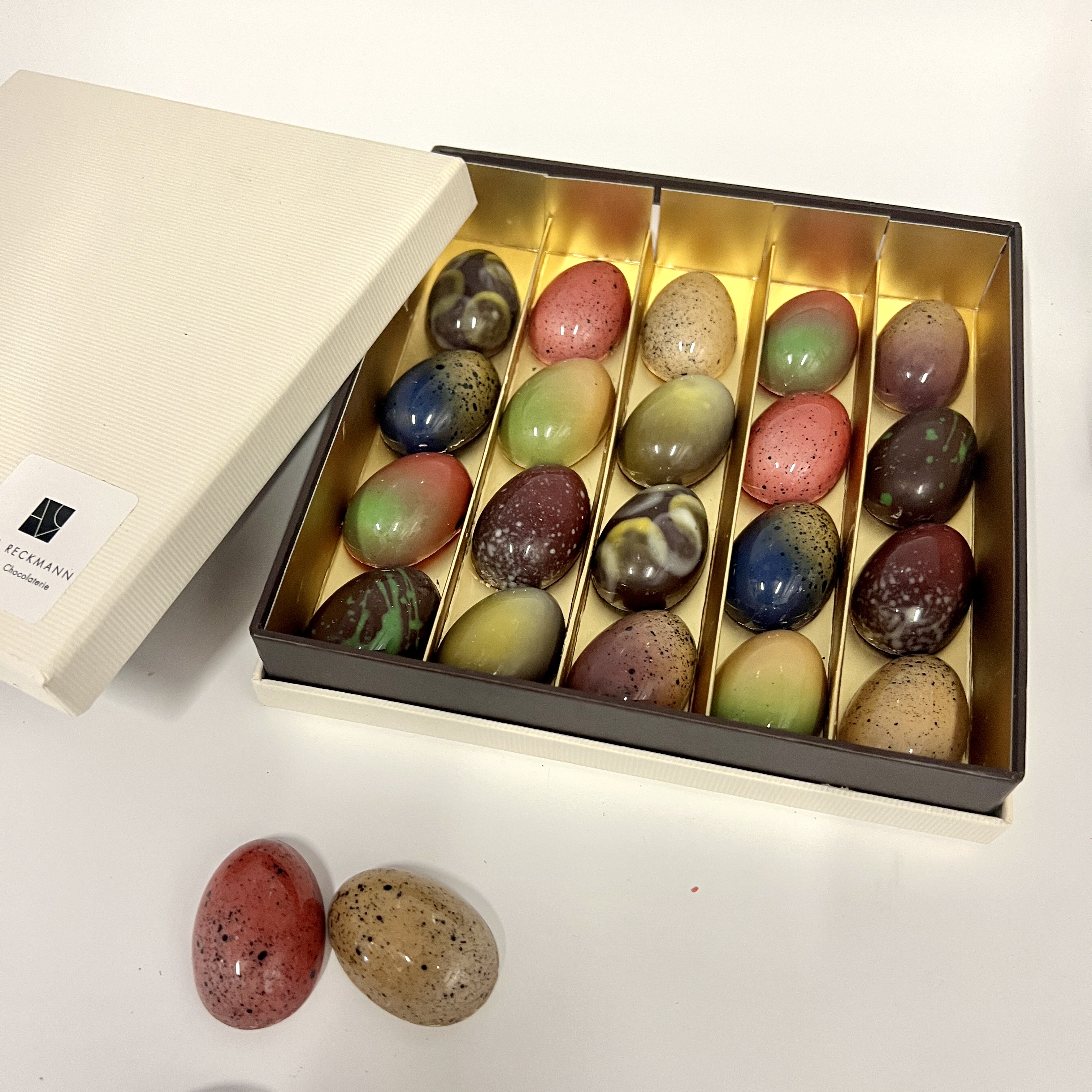 Ostereier-Pralinenbox